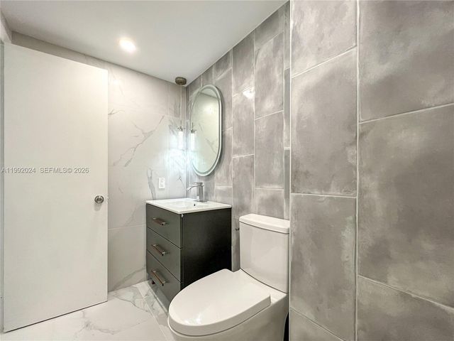 2005 Sans Souci Blvd 107, North Miami, FL 33181