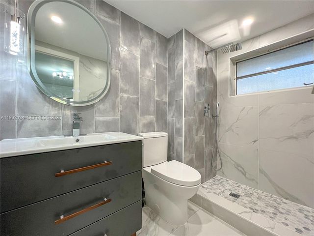 2005 Sans Souci Blvd 107, North Miami, FL 33181