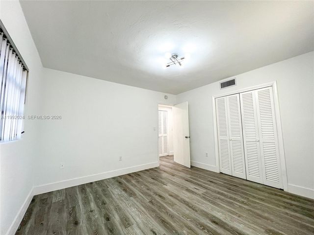 2005 Sans Souci Blvd 107, North Miami, FL 33181