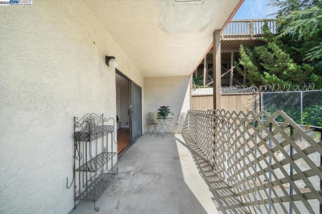 2500 Miramar Ave 101, Castro Valley, CA 94546