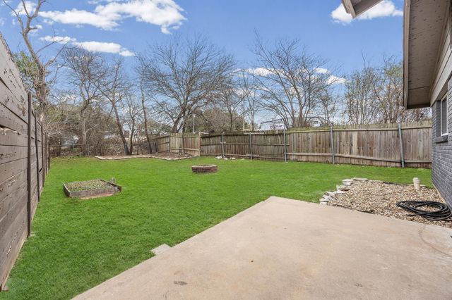 11301 Oakwood DR B, Austin, TX 78753