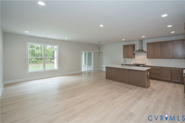 8724 Hope Farm Ln, Mechanicsville, VA 23111