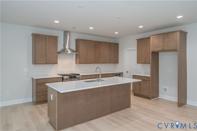 8724 Hope Farm Ln, Mechanicsville, VA 23111