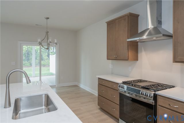8724 Hope Farm Ln, Mechanicsville, VA 23111