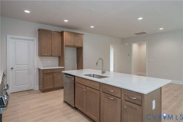 8724 Hope Farm Ln, Mechanicsville, VA 23111