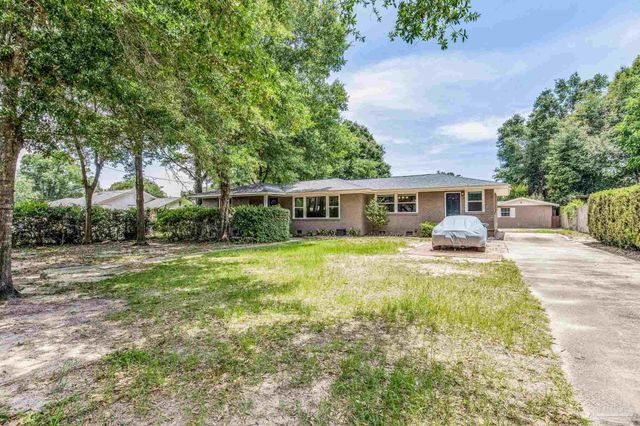 2033 E Bobe St, Pensacola, FL 32503