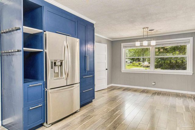 2033 E Bobe St, Pensacola, FL 32503