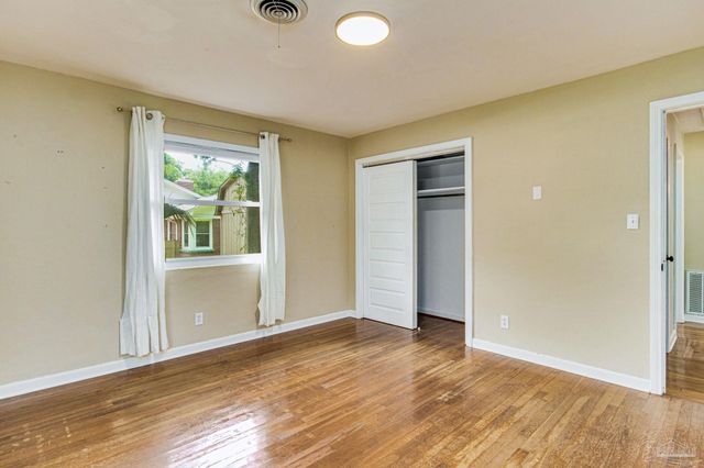 2033 E Bobe St, Pensacola, FL 32503