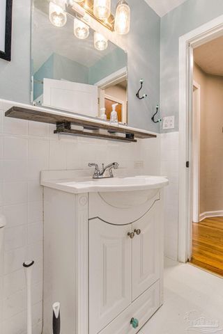 2033 E Bobe St, Pensacola, FL 32503