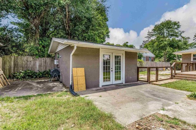 2033 E Bobe St, Pensacola, FL 32503