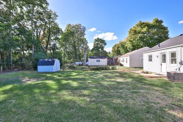 25 Cherokee Drive, St Clair Twp, OH 45013