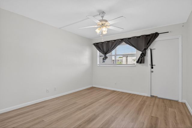 3930 Crystal Lake Drive 209, Deerfield Beach, FL 33064