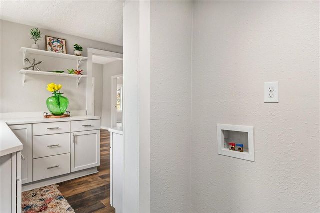 727 E Dale Street, Springfield, MO 65803