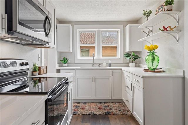 727 E Dale Street, Springfield, MO 65803