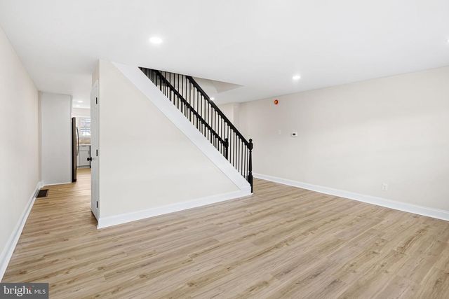 3609 ESSEX LN, Philadelphia, PA 19114