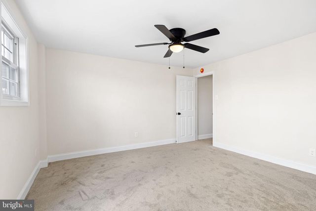 3609 ESSEX LN, Philadelphia, PA 19114