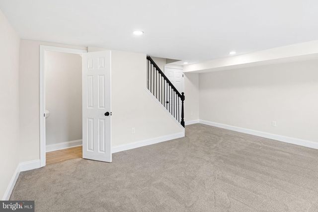 3609 ESSEX LN, Philadelphia, PA 19114