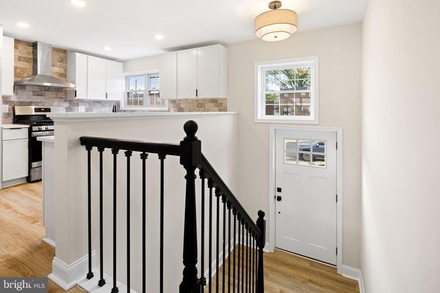 3609 ESSEX LN, Philadelphia, PA 19114