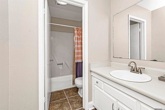 522 S Flannery Rd Apt A, Baton Rouge, LA 70815