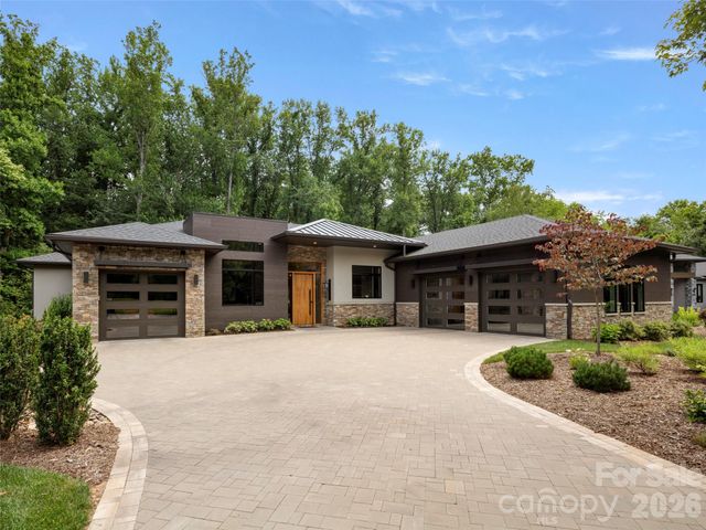 26 Whispering Bells Court, Arden, NC 28704