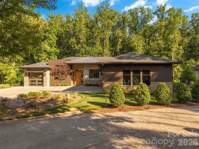 26 Whispering Bells Court, Arden, NC 28704