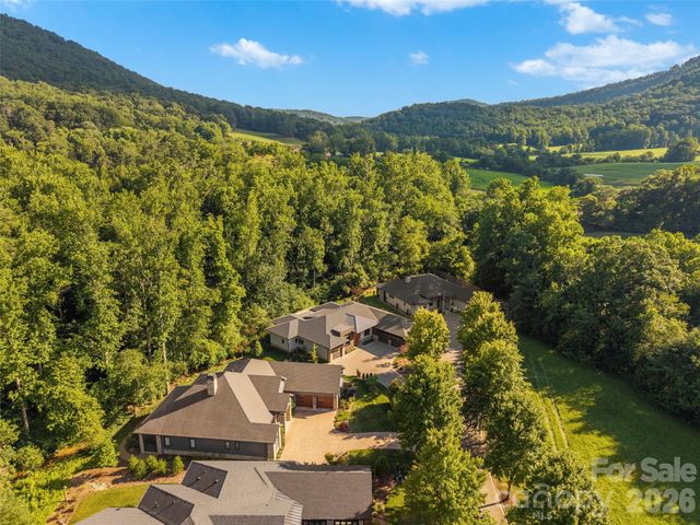 26 Whispering Bells Court, Arden, NC 28704