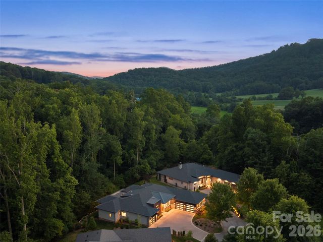 26 Whispering Bells Court, Arden, NC 28704
