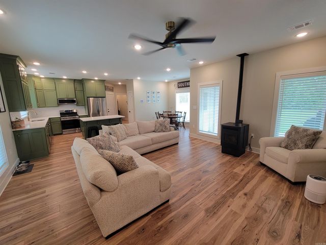 10 Blackfork, Greenbrier, AR 72058