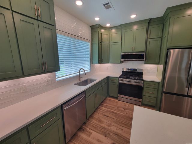 10 Blackfork, Greenbrier, AR 72058