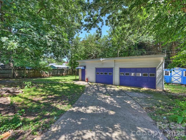 3014 Yadkin Avenue, Charlotte, NC 28205