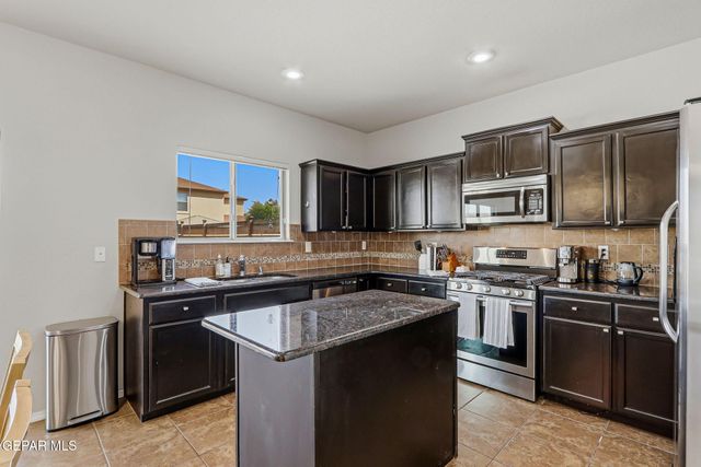 14681 HOLSTEINER Court, El Paso, TX 79938