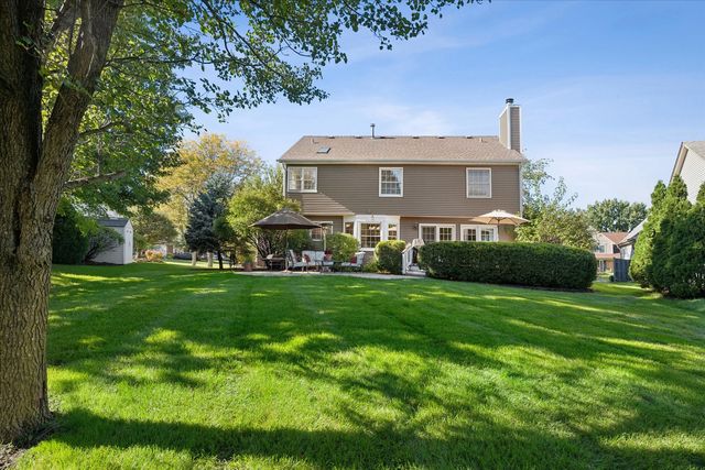 789 Warwick Lane, Lake Zurich, IL 60047