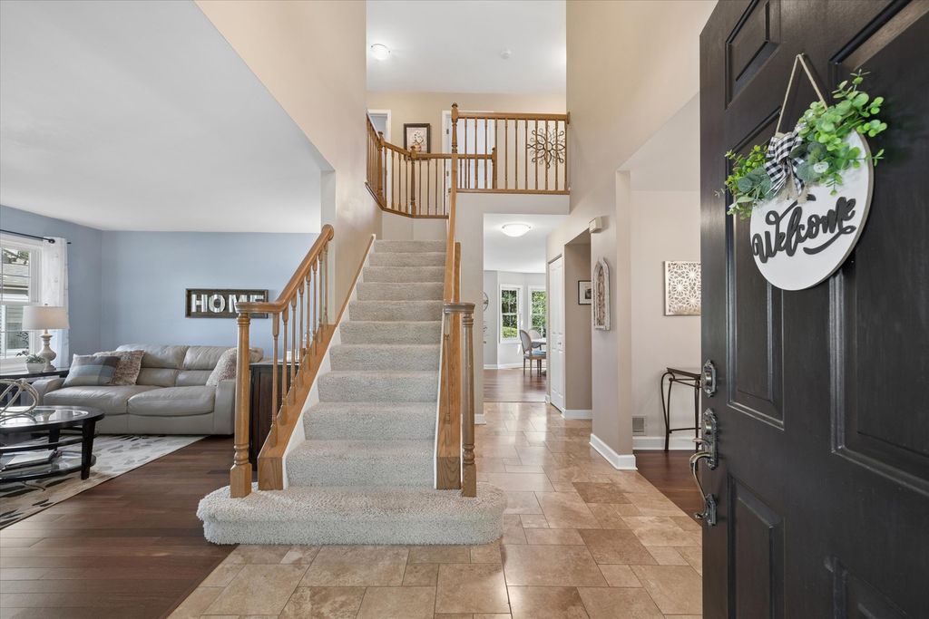 789 Warwick Lane, Lake Zurich, IL 60047 — photo 5
