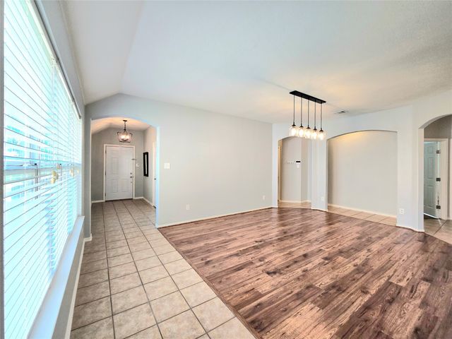 5423 Lavaca Road, Grand Prairie, TX 75052