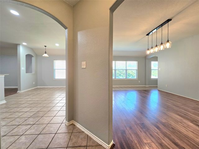5423 Lavaca Road, Grand Prairie, TX 75052