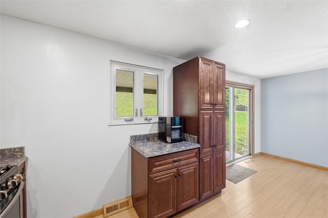 18 Kohleen Drive, Robinson Twp, PA 15136