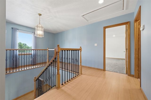18 Kohleen Drive, Robinson Twp, PA 15136