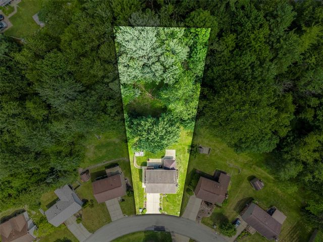 18 Kohleen Drive, Robinson Twp, PA 15136