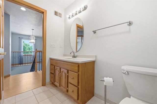 18 Kohleen Drive, Robinson Twp, PA 15136