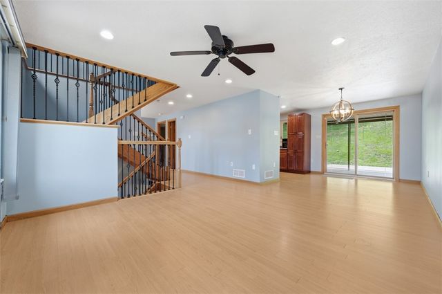18 Kohleen Drive, Robinson Twp, PA 15136