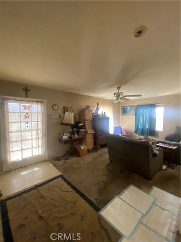 1003 W Heald Avenue, Lake Elsinore, CA 92530