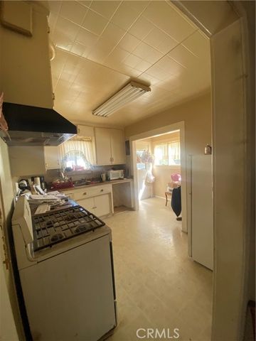 1003 W Heald Avenue, Lake Elsinore, CA 92530