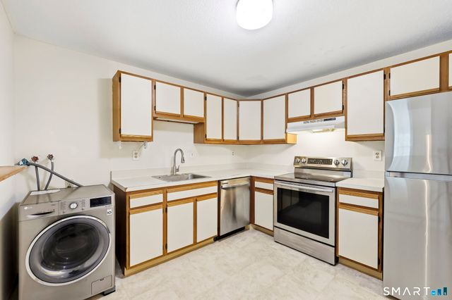 1231 Washington Street 12, Middletown, CT 06457