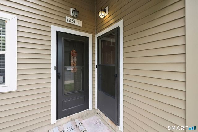 1231 Washington Street 12, Middletown, CT 06457