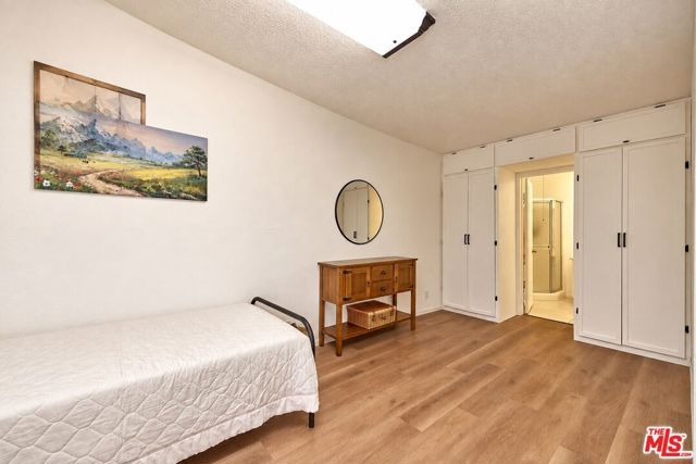 200 S La Fayette Park Place 2, Los Angeles, CA 90057