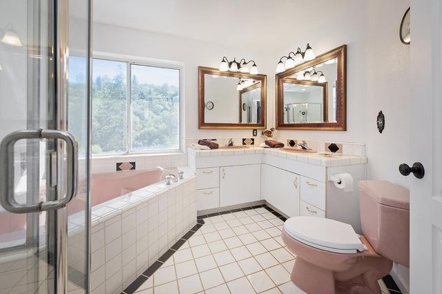 5288 Rattlesnake Bar Rd, Pilot Hill, CA 95664