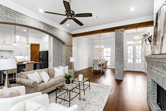 36476 Royal Oak Dr, Prairieville, LA 70769