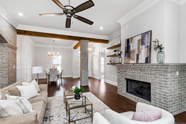 36476 Royal Oak Dr, Prairieville, LA 70769