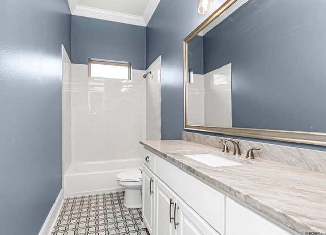 36476 Royal Oak Dr, Prairieville, LA 70769