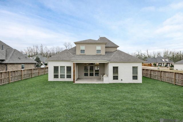 36476 Royal Oak Dr, Prairieville, LA 70769